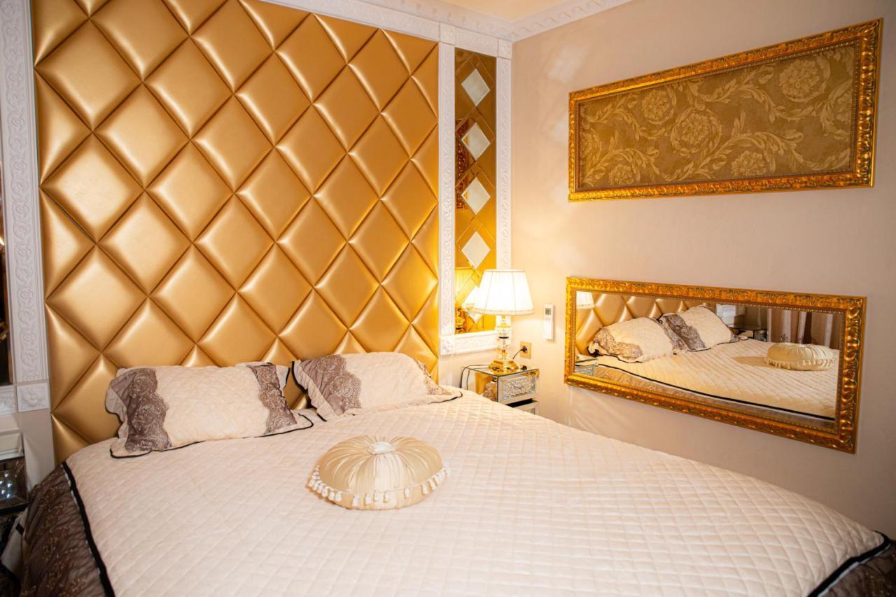 Le Petit Versailles Vernon  Bagian luar foto